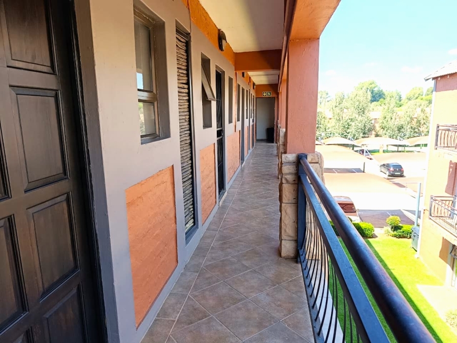 1 Bedroom Property for Sale in Vredenhof Sh Free State